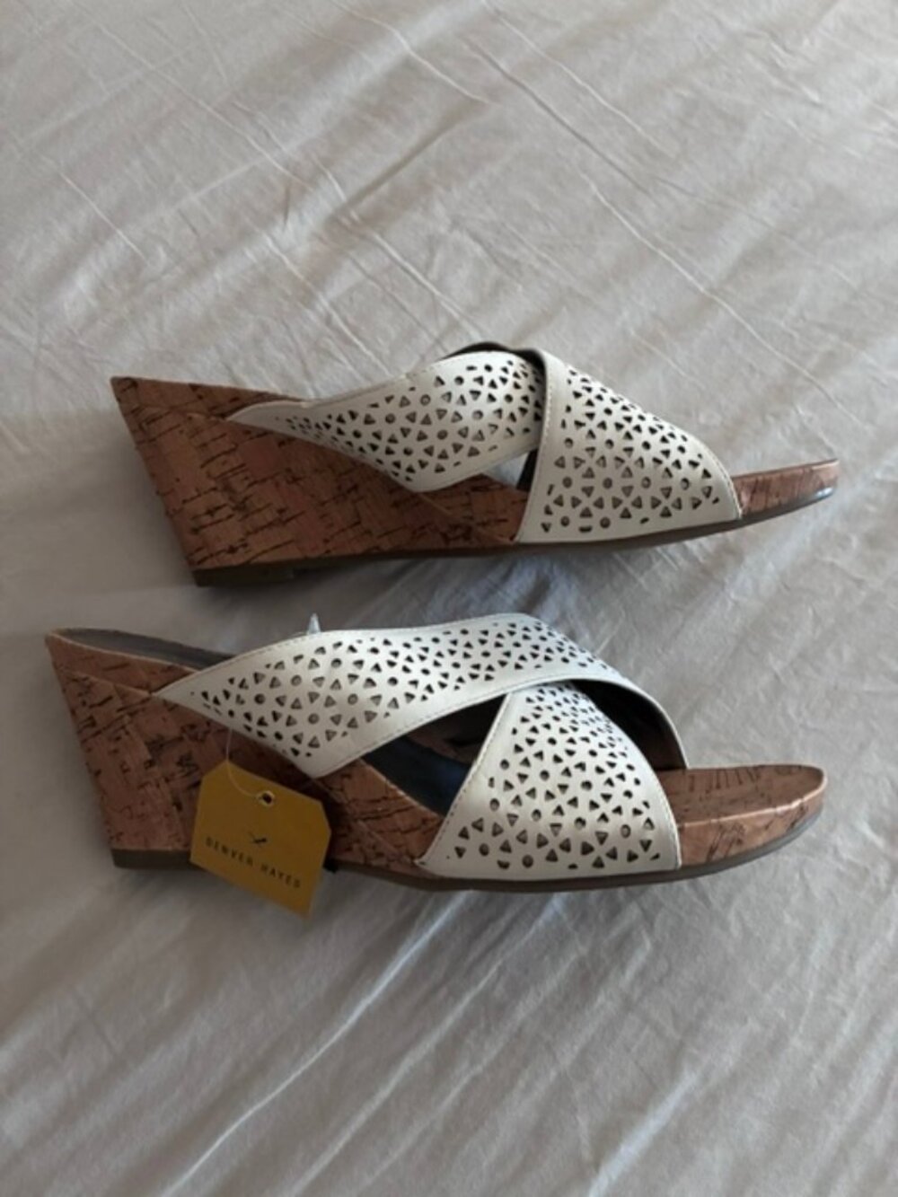 NWT Denver Hayes White Laser Cut Cork Wedge Sandal Shoes Size 11 Mark's